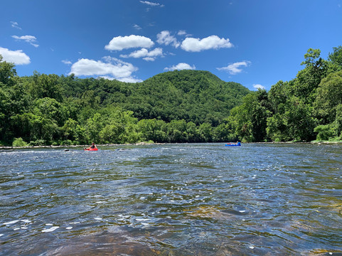 Wilderness Canoe-Natural Bridge Station必去景点