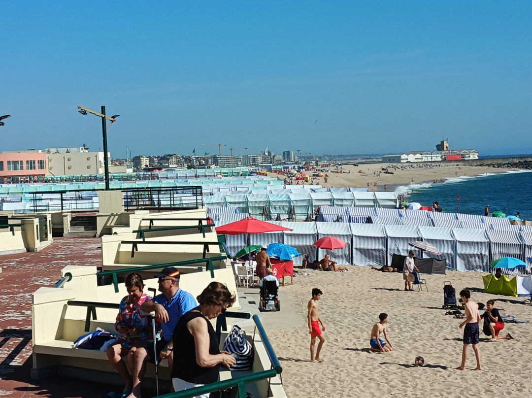Praia Redonda景点图片