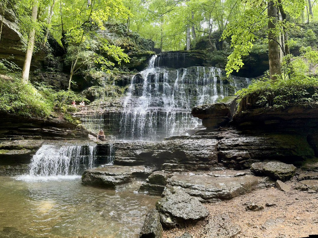 Machine Falls Loop Trail景点图片