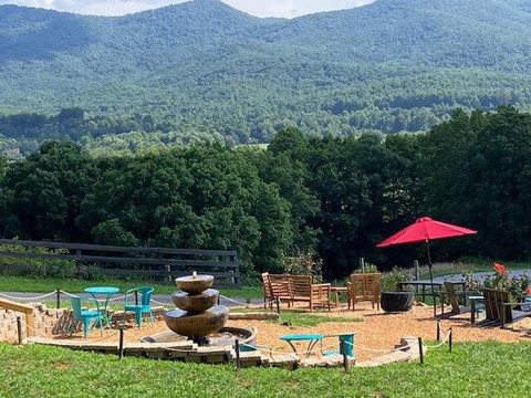 Living Water Winery & Vineyard-Blairsville必去景点