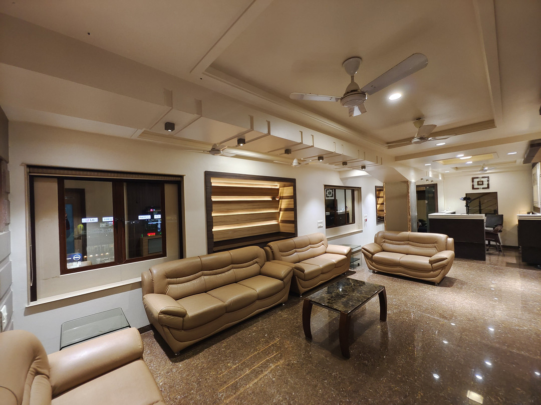 Bed酒店住宿-The Vraj Hotel