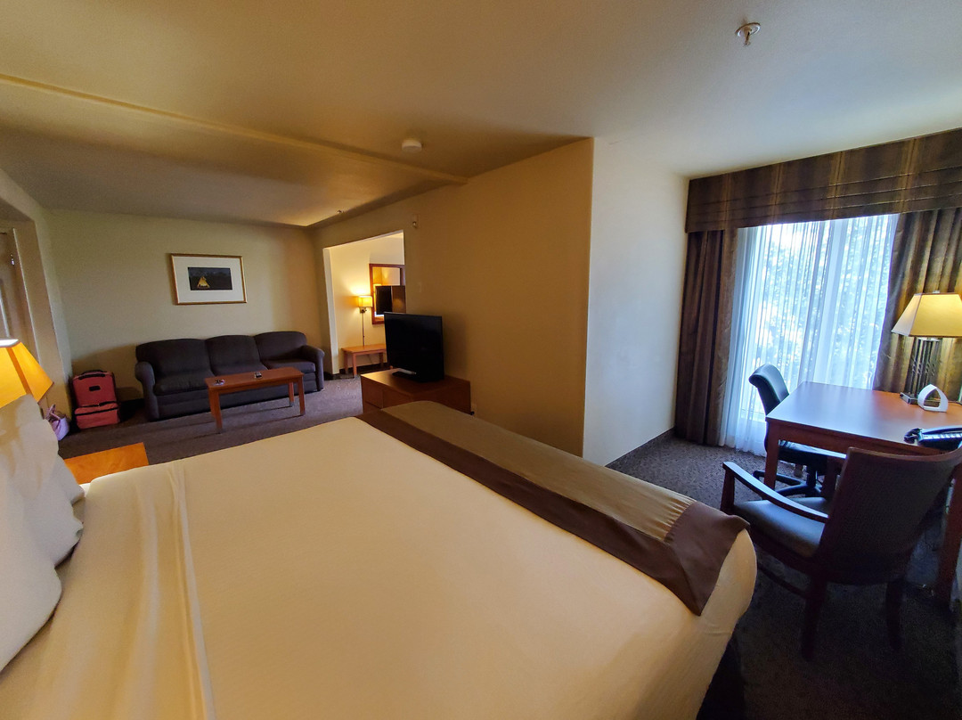 Wingate by Wyndham Edmonton West主图