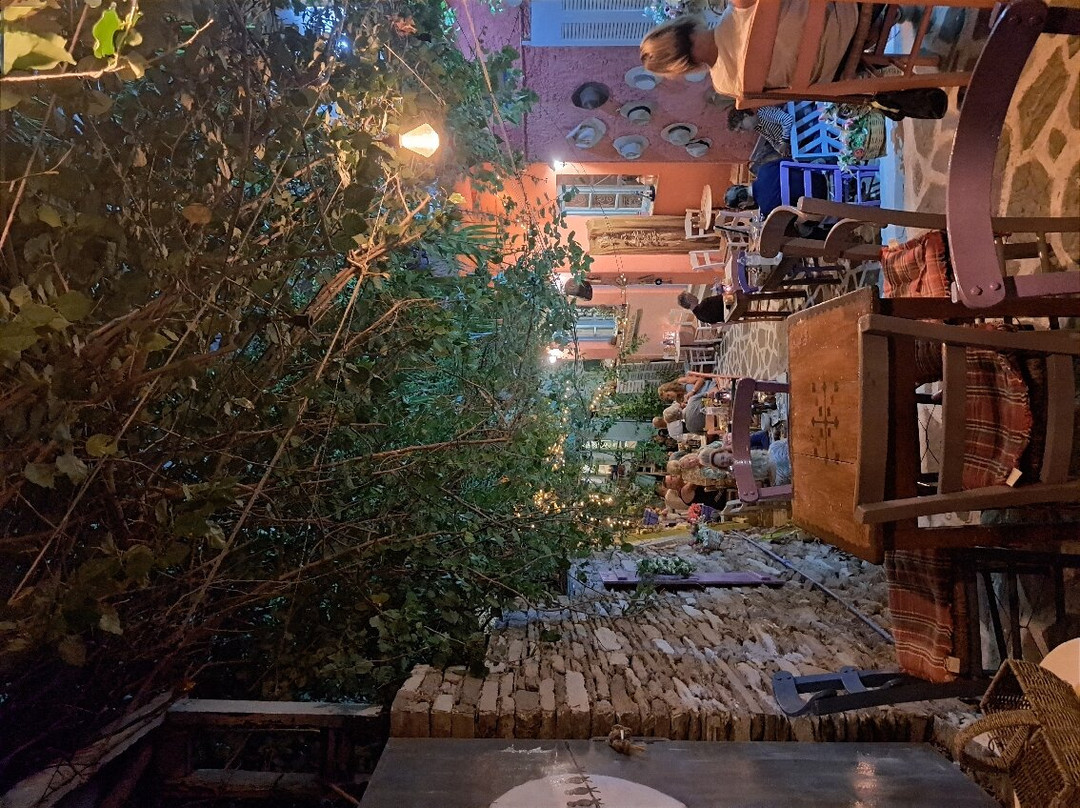 To Kafenedáki tis Elénis