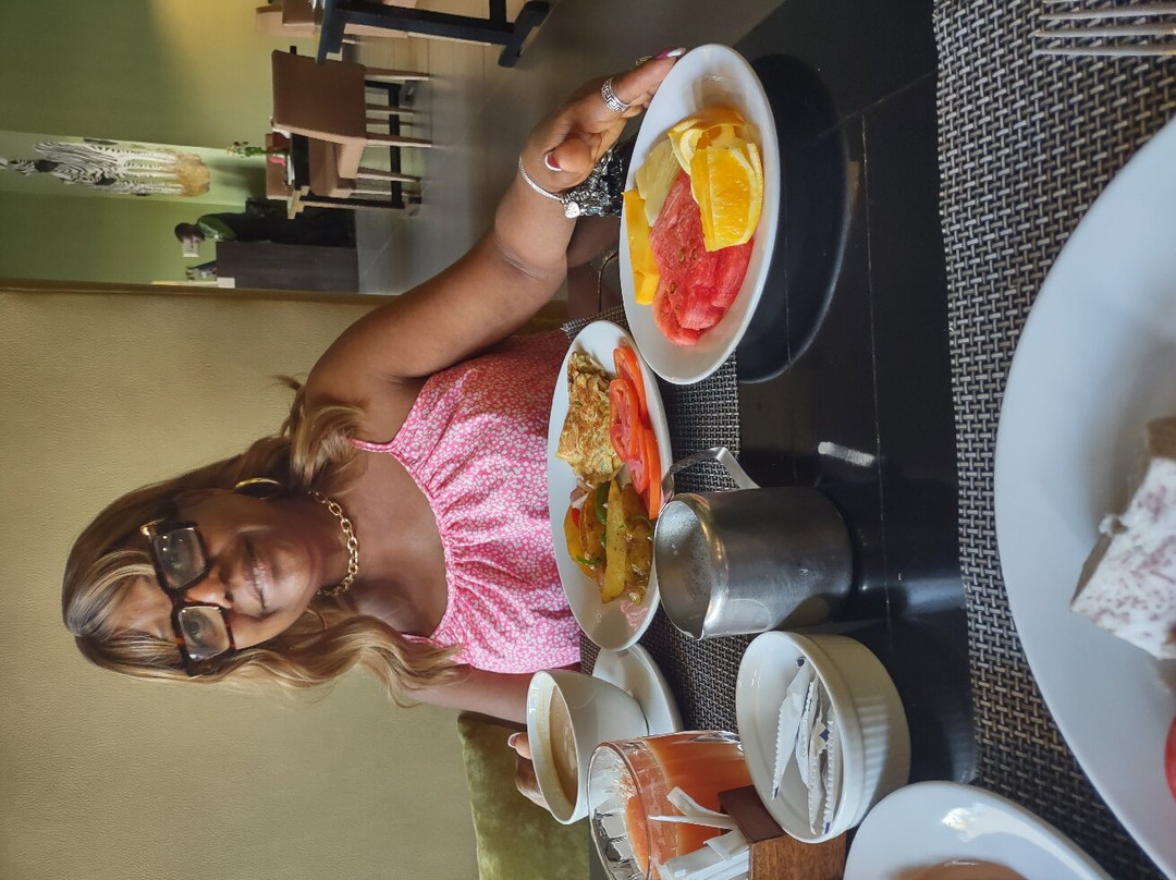 Best Western Premier Garden Hotel Entebbe主图