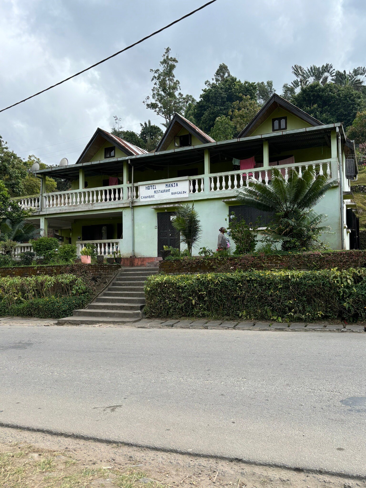 Manja Hotel-官方