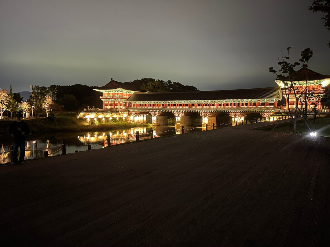 Woljeonggyo Bridge-庆州市必去景点