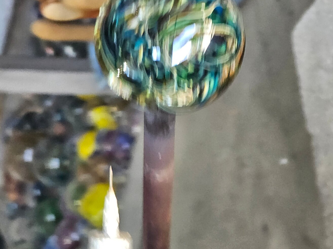 Moon Girl Glass景点图片