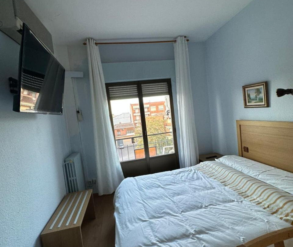 Hostal agripino y Restaurante asiatico