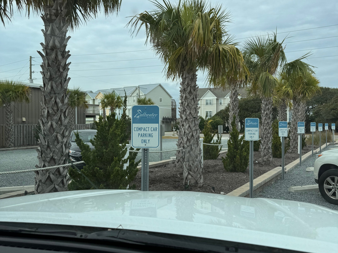 Saltwater Suites on Topsail Island主图