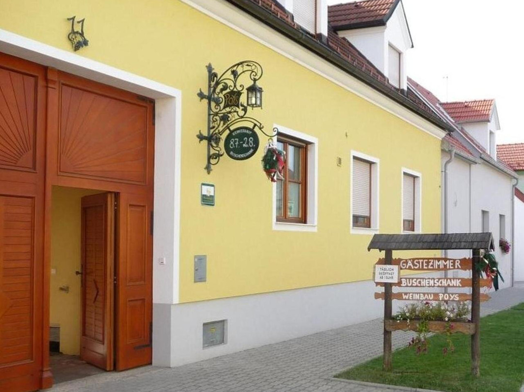 Weinbau Buschenschank Gaestezimmer Poys