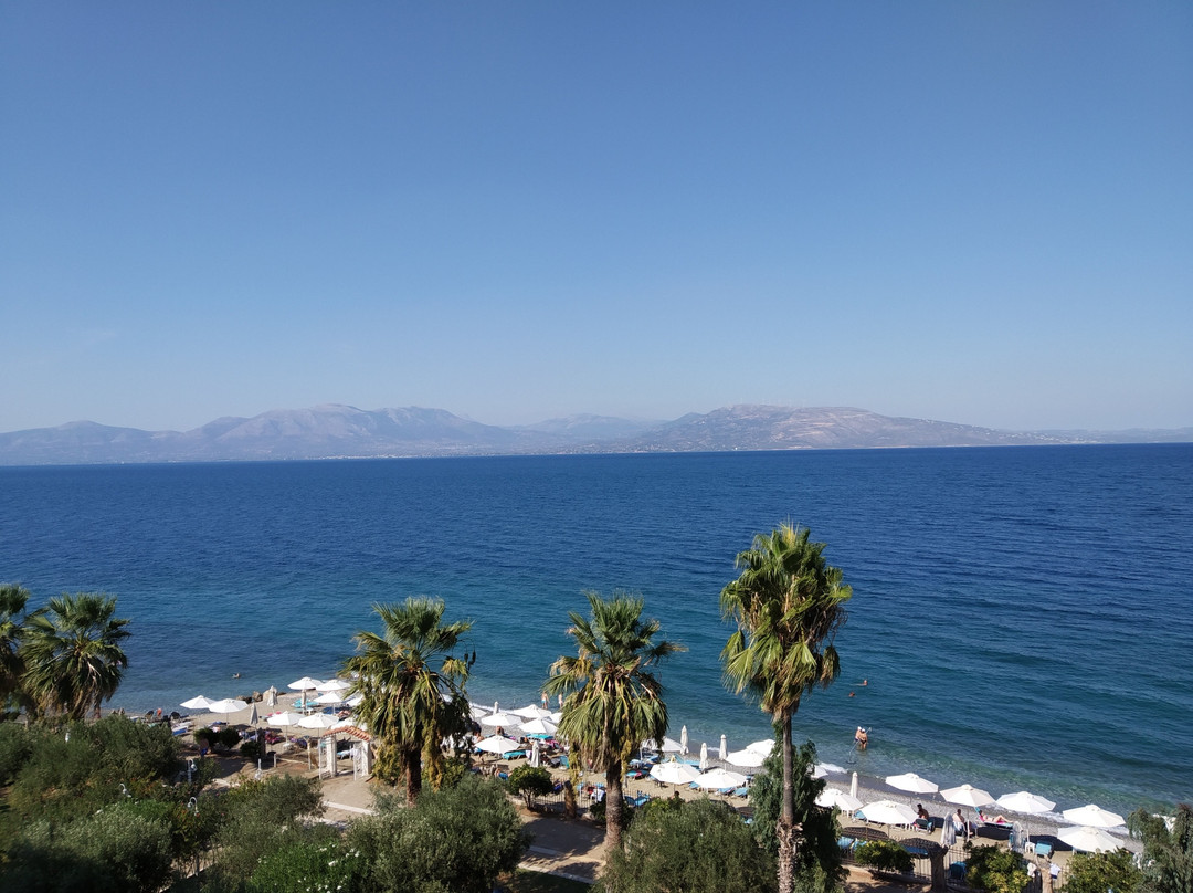 Calamos Beach Family Club Hotel主图