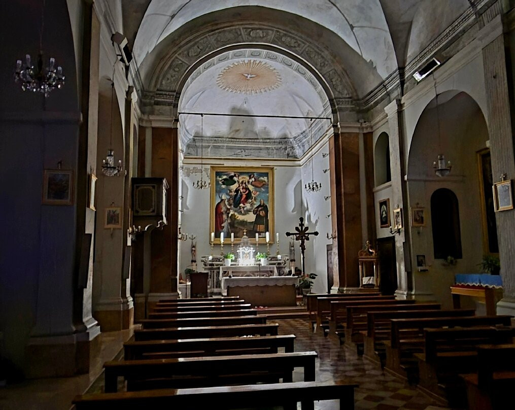 Chiesa di Santa Maria Assunta-Genga必去景点