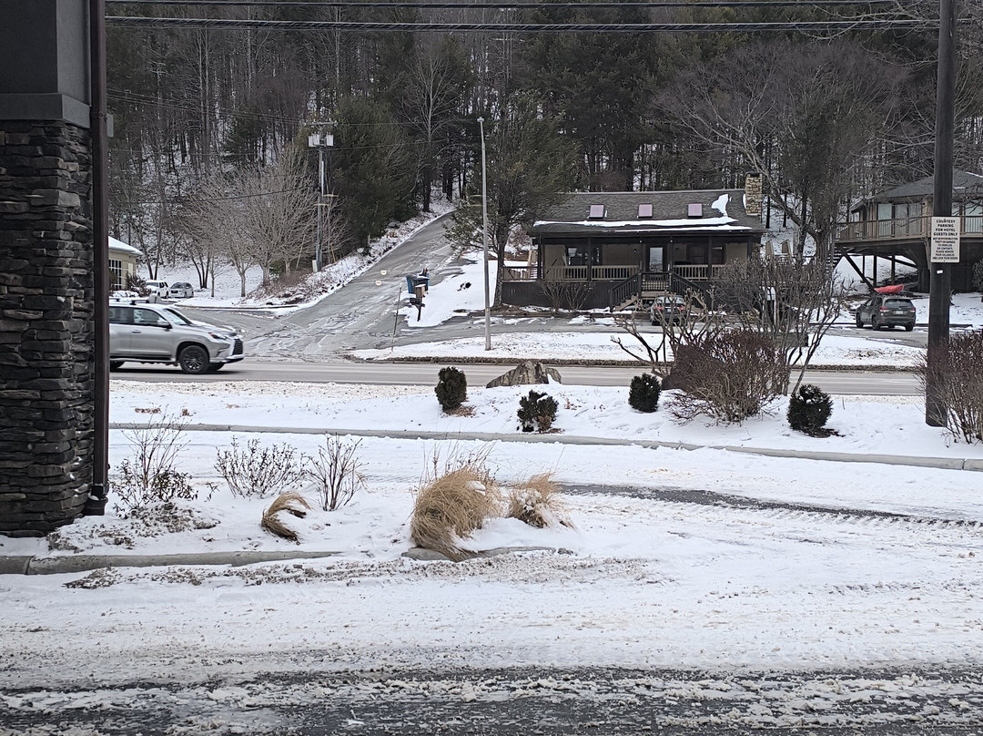 Graystone Lodge主图