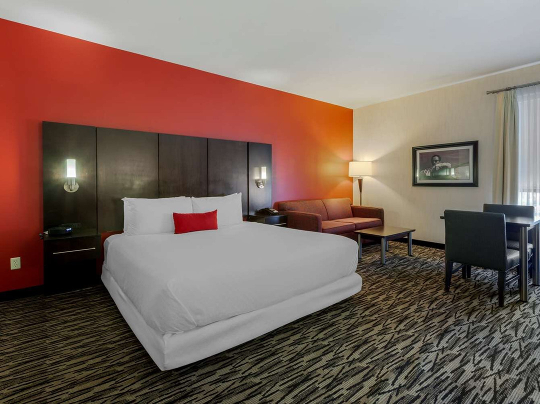 C Hotel By Carmen's, BW Premier Collection主图