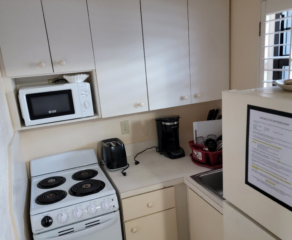 Driftwood Resort主图