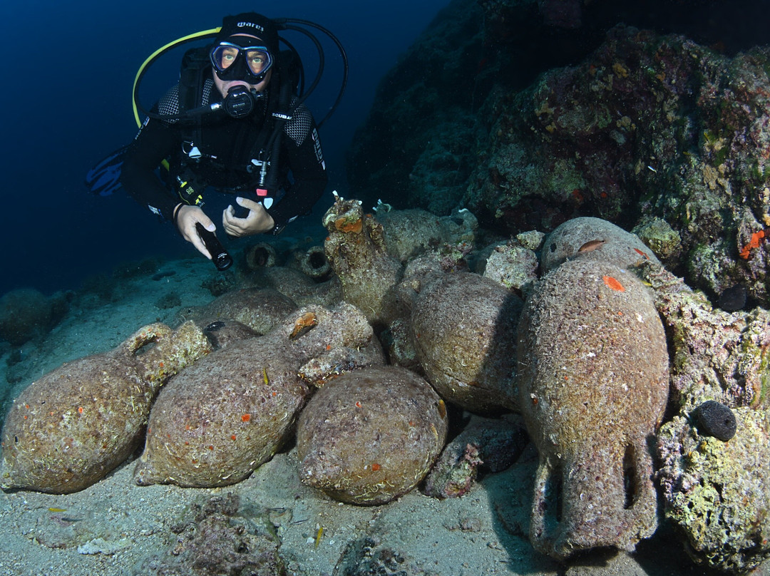 Black Pearl Diving Center Jelsa