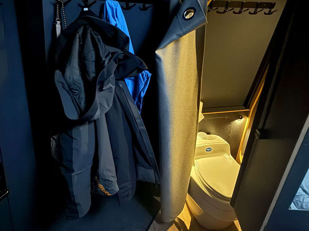 Skyfire Village Igloos主图