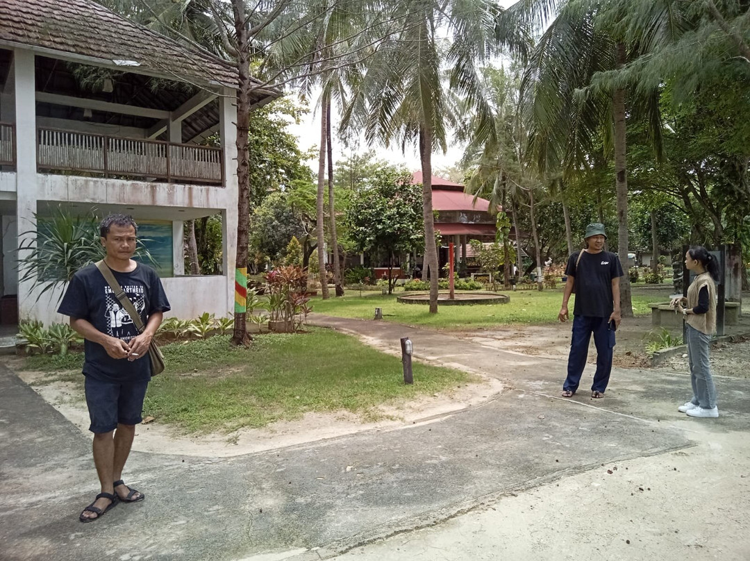 Pt Ujung Kulon Tour And Travel-芝勒贡必去景点