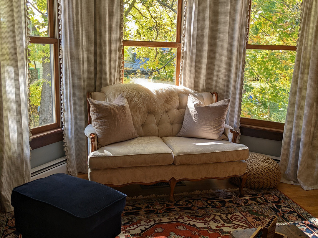 Burdett House Bed and Breakfast主图