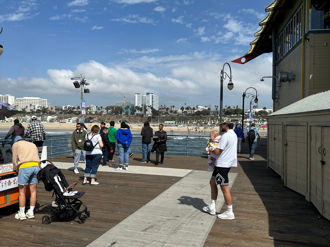Hollywood City Tours景点图片