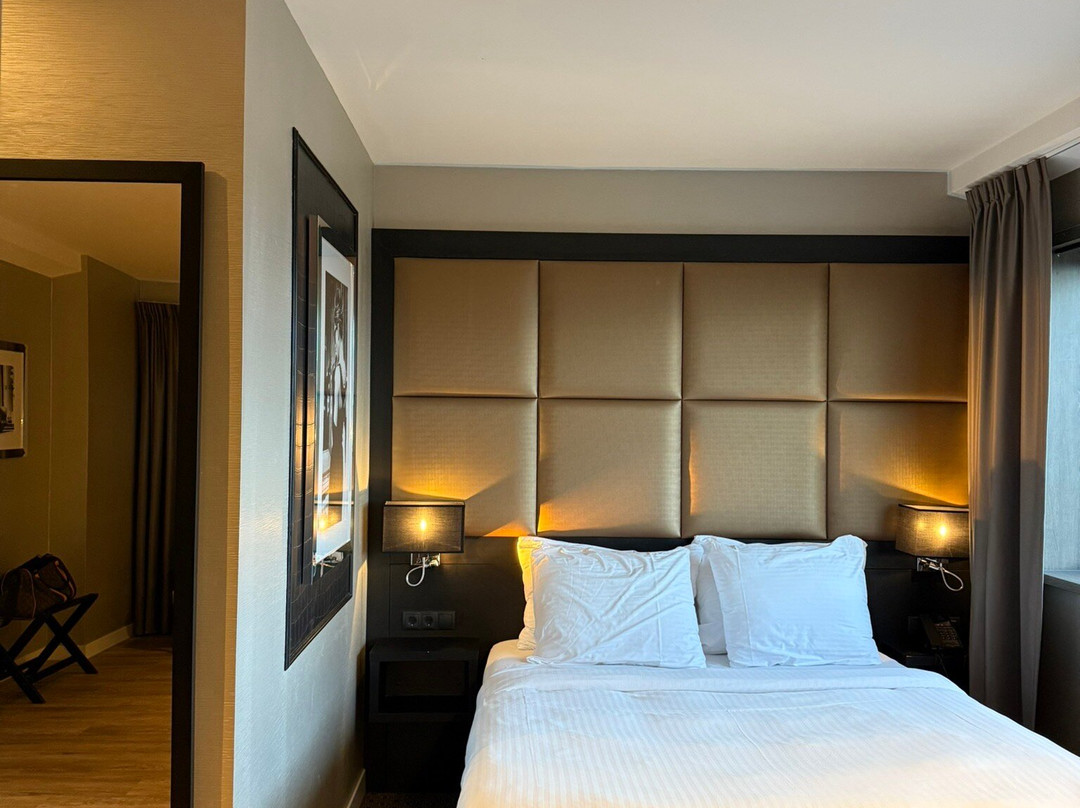 Riva Hotel主图