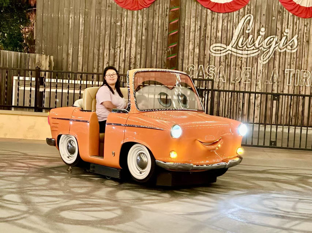 Luigi's Rollickin' Roadsters-阿纳海姆必去景点