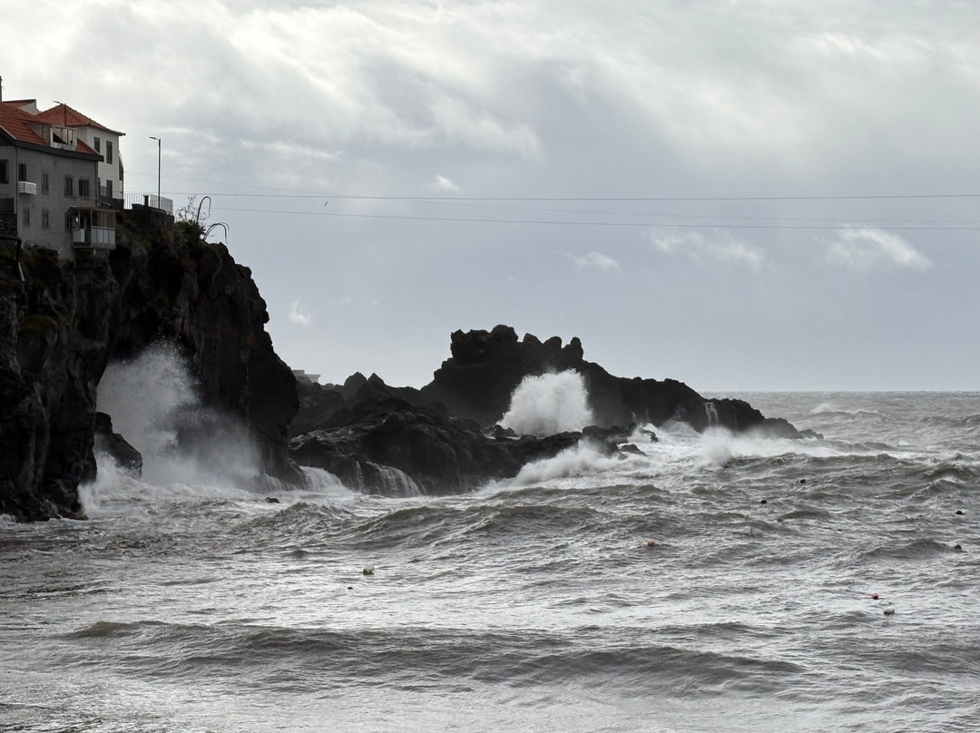 The Câmara de Lobos promenade-马德拉群岛必去景点