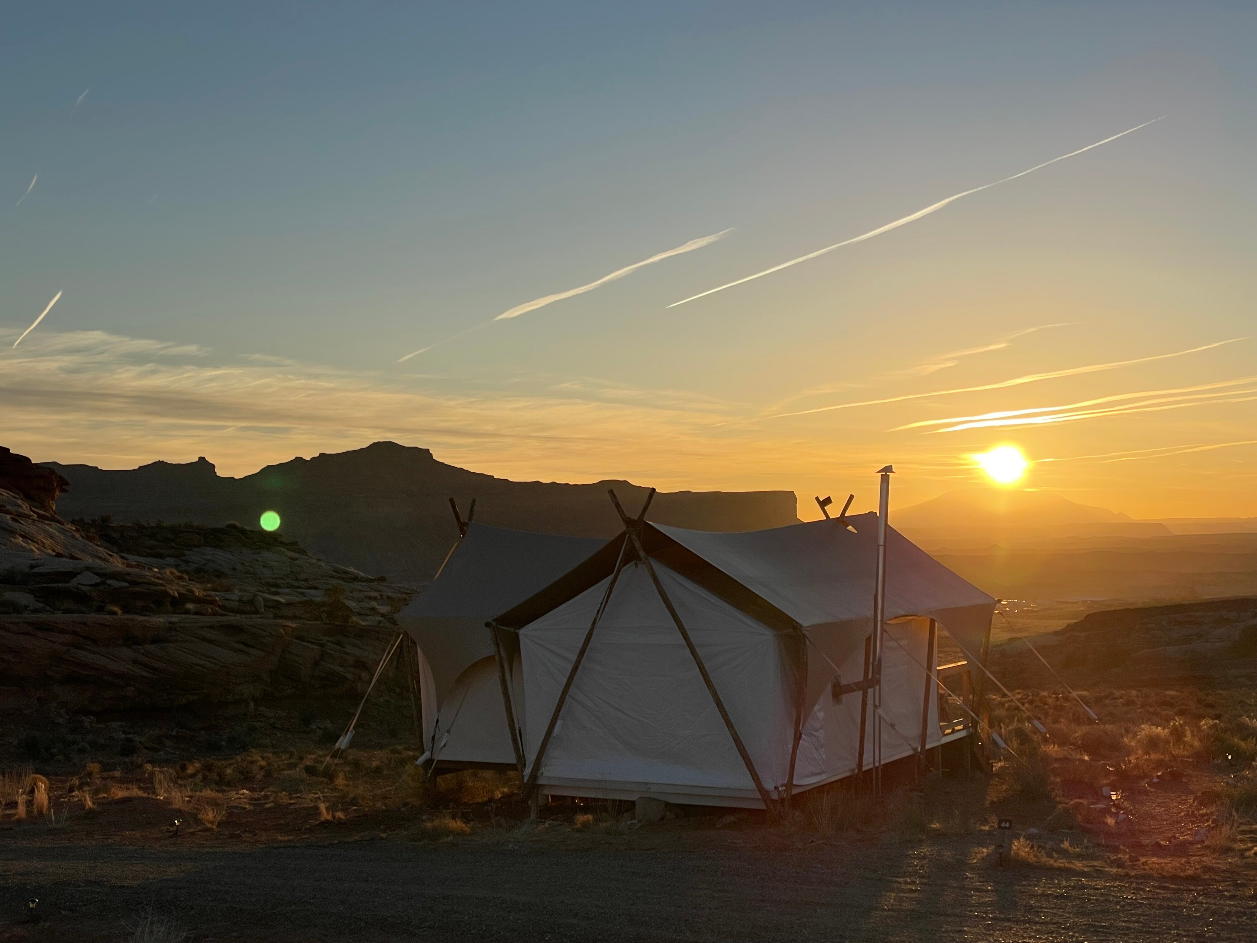 Under Canvas Lake Powell – Grand Staircase-官方
