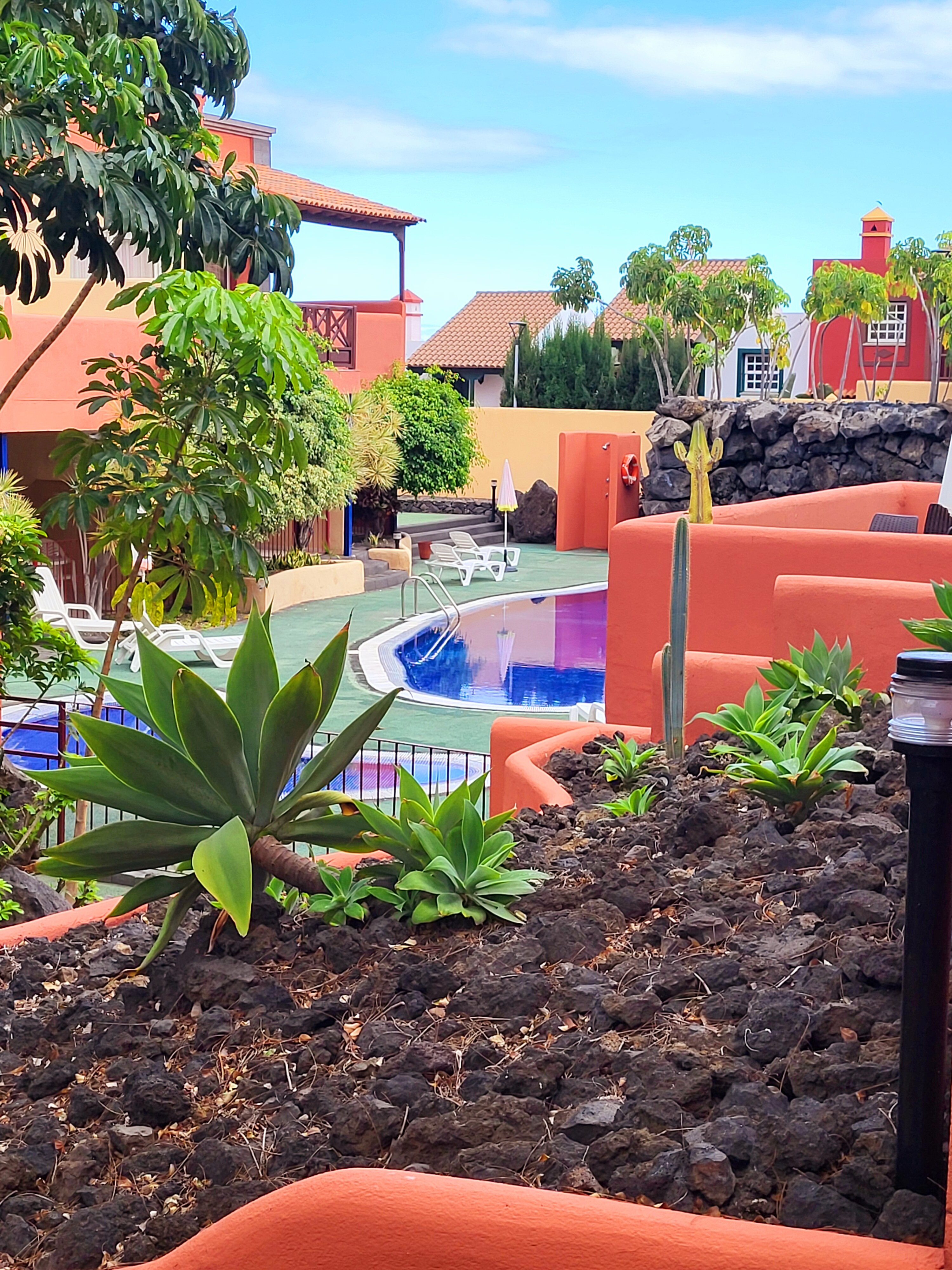 El Cerrito Apartamentos-官方