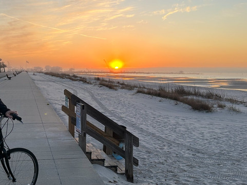 Pass Christian酒店住宿-长滩智选假日酒店