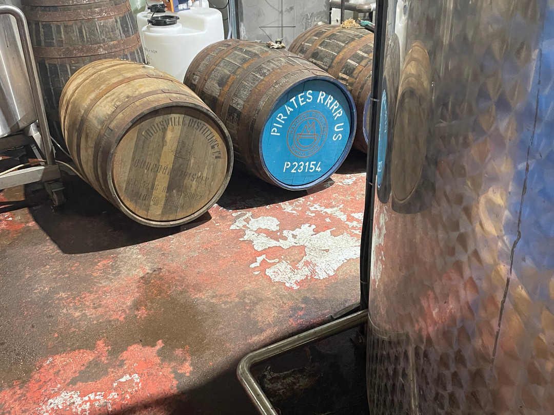 Matugga Distillers-利文斯顿必去景点