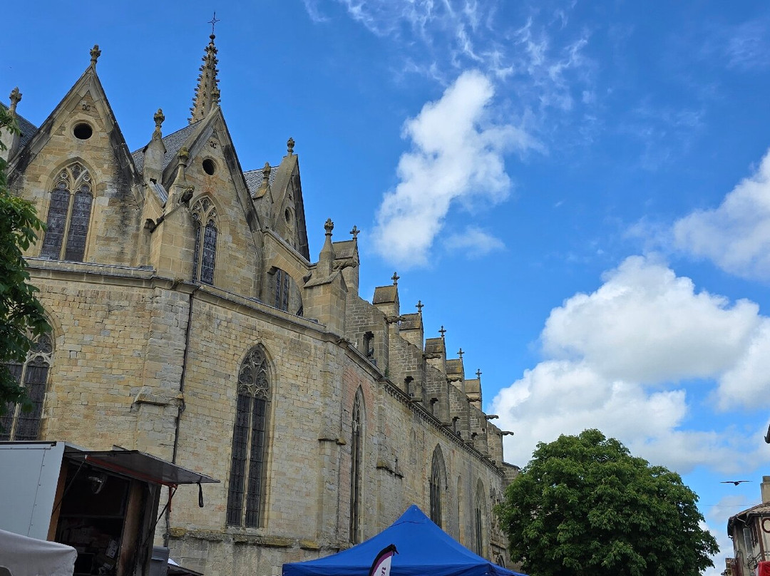 Place des Couverts-Mirepoix必去景点
