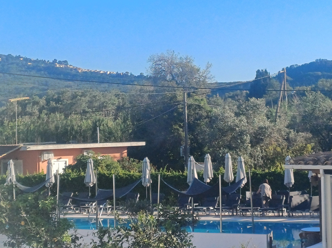 Bruskos Hotel & Suites主图