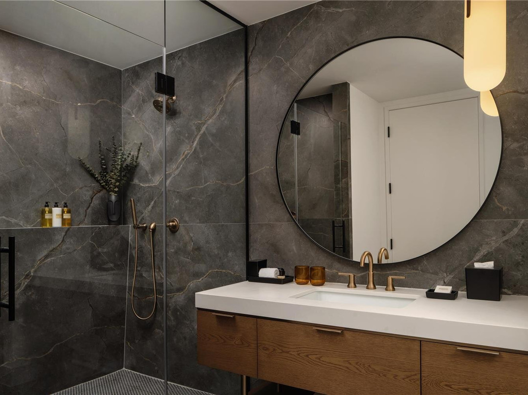 Thompson Houston, By Hyatt