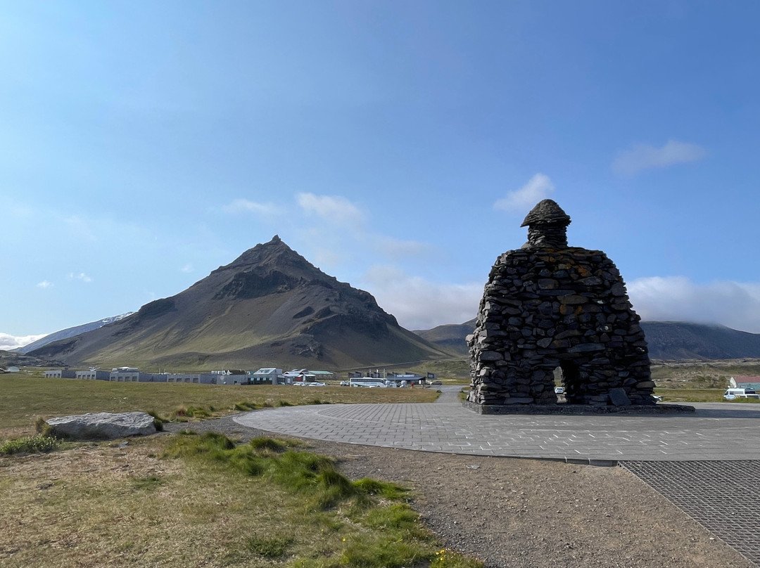 Bárður Snæfellsás Statue-Arnarstapi必去景点