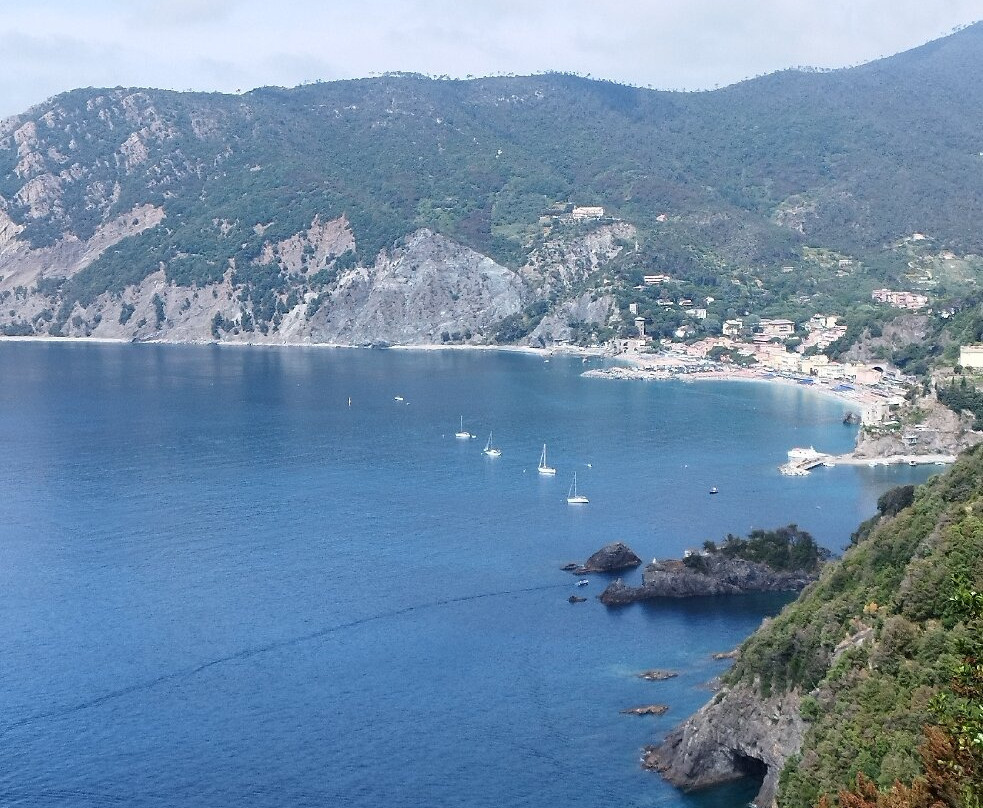 Scoglio di Monterosso-滨海蒙特罗梭必去景点