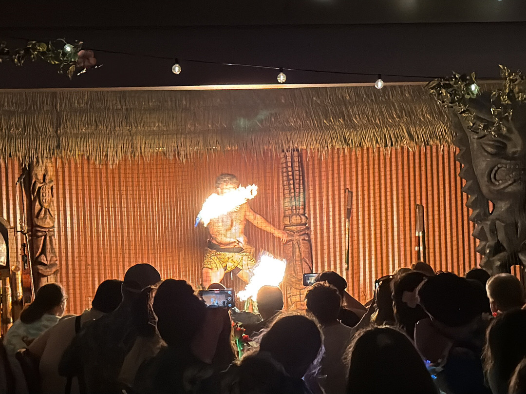 Polynesian Fire-美特尔海滩必去景点