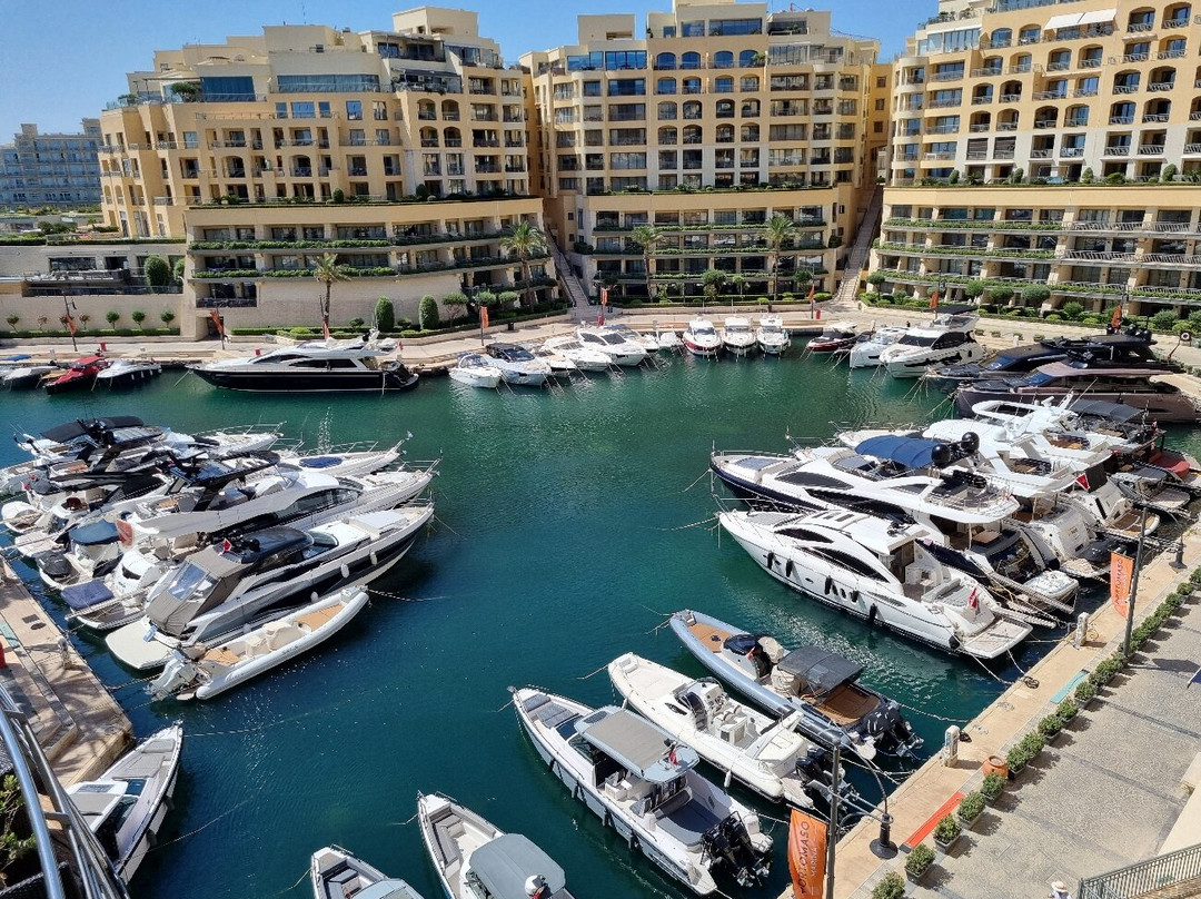 Portomaso Marina-圣朱利安斯必去景点