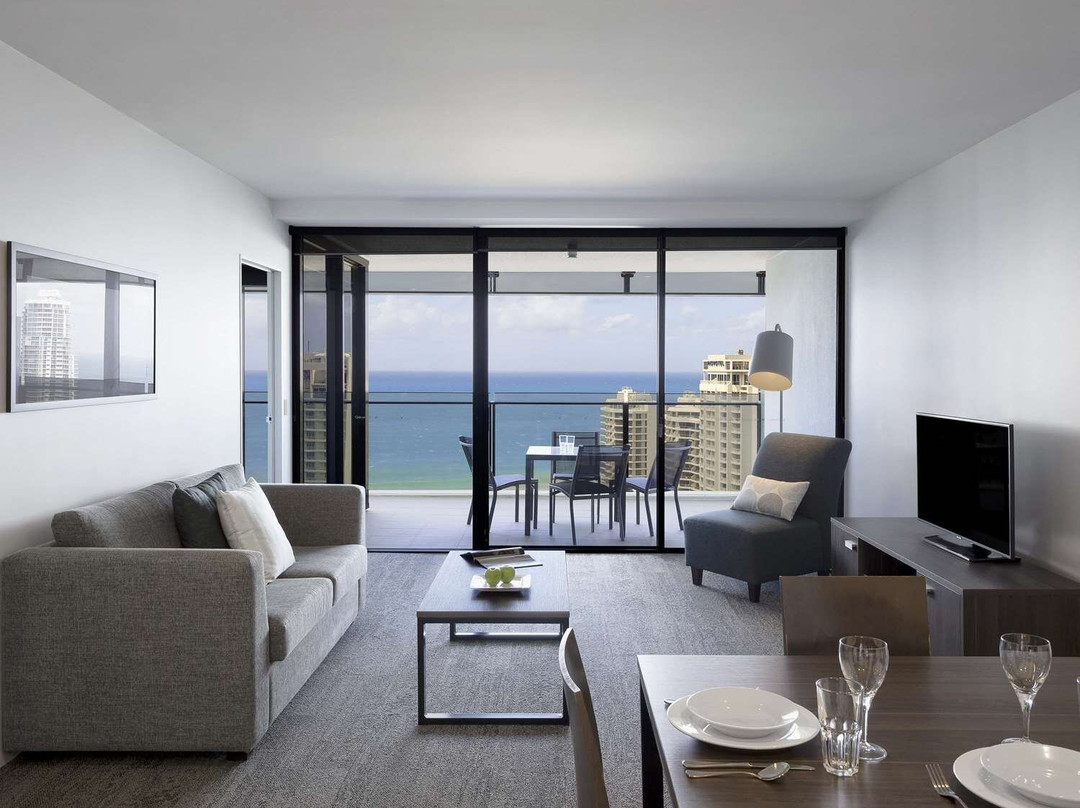 曼特拉圆环卡维尔酒店 - 冲浪者天堂主图