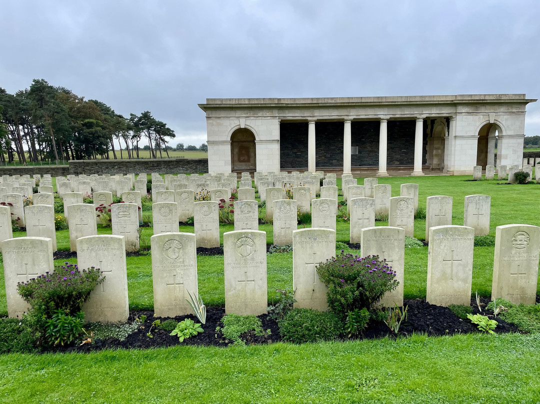 Canadian Cemetery No 2-Neuville-Saint-Vaast必去景点