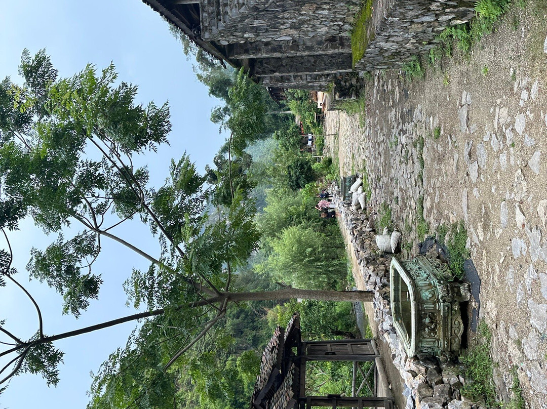 Khuoi Ky Stone Village-Dam Thuy必去景点