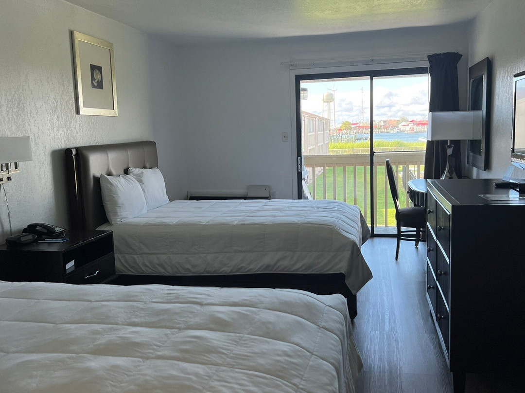 Rodeway Inn At Somers Cove Marina主图