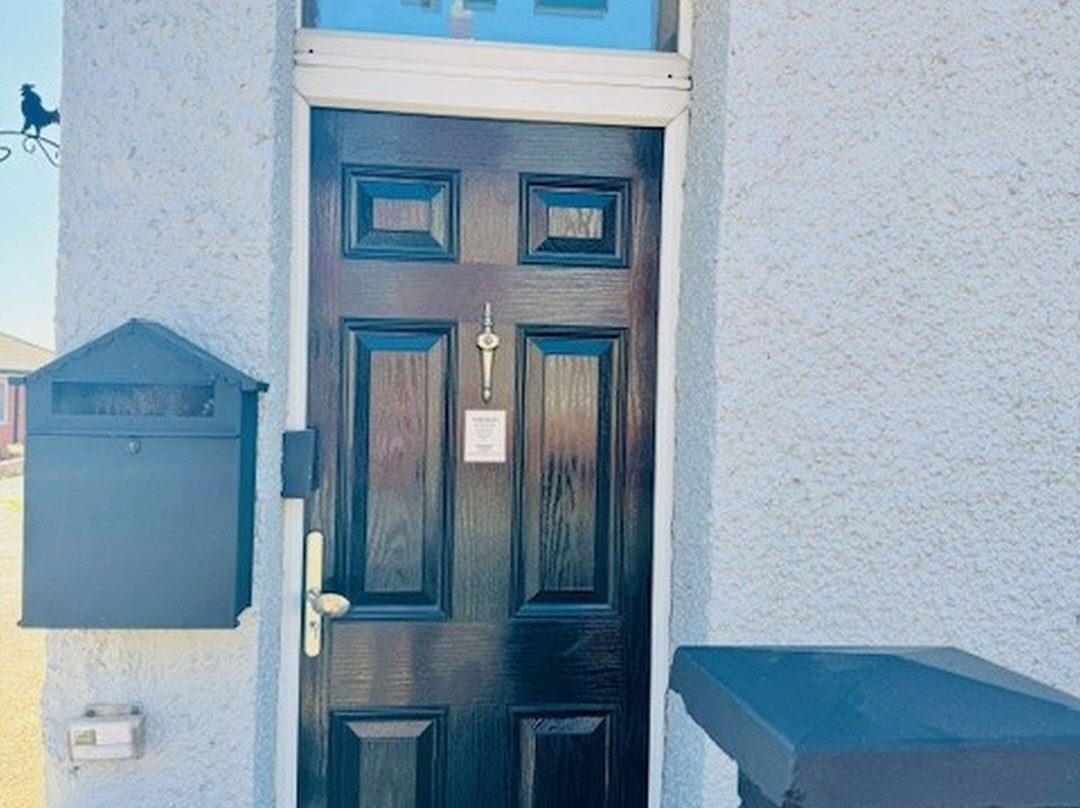 The Railway Sleeper Lodge主图