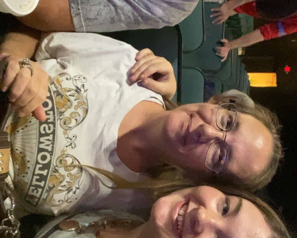 A Garth Tribute-布兰森必去景点