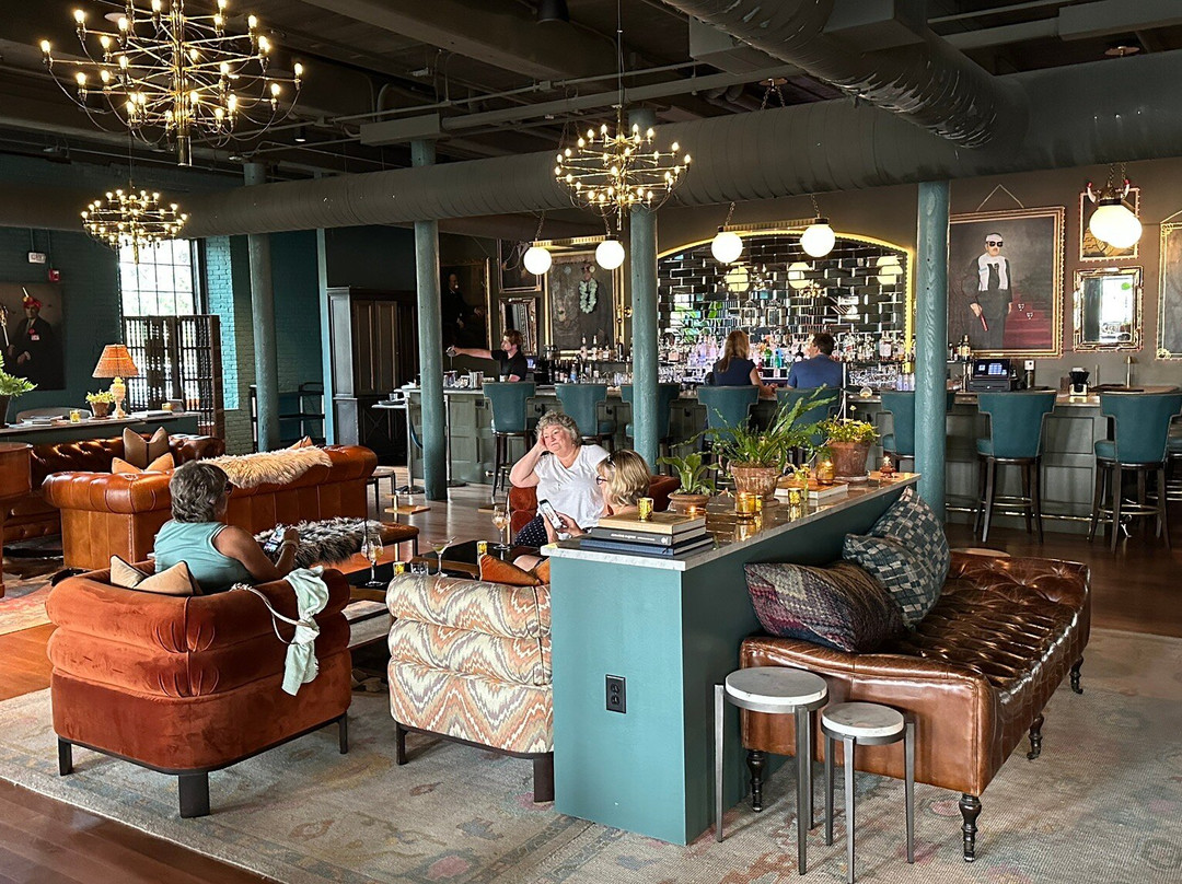 The Lincoln Hotel主图