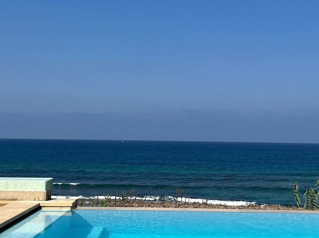 LAZY B BEACH CLUB-Jiyeh必去景点