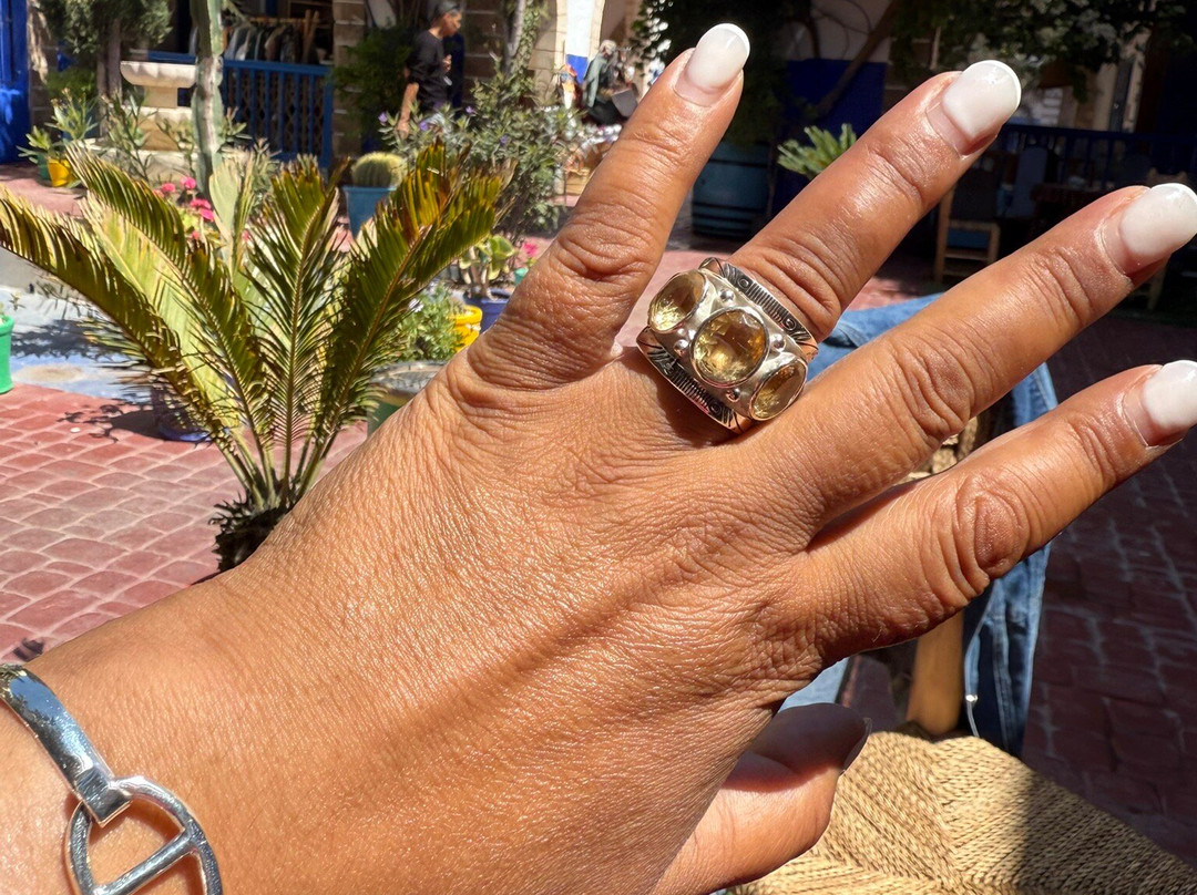 Centre De La Bijouterie Artisanale Maalem Ali 1908-索维拉必去景点