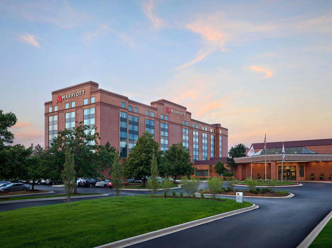 霍夫曼庄园酒店住宿-Chicago Marriott Northwest