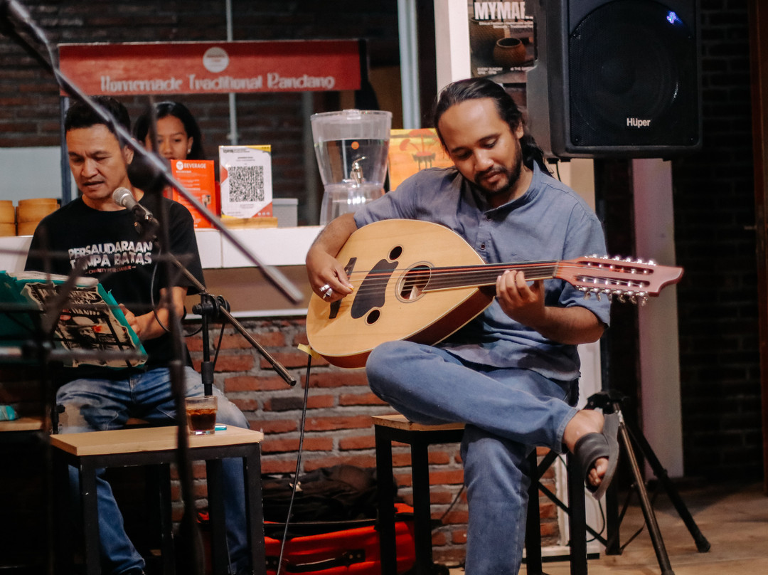 8hinnekarasa Bazaar Mandalika