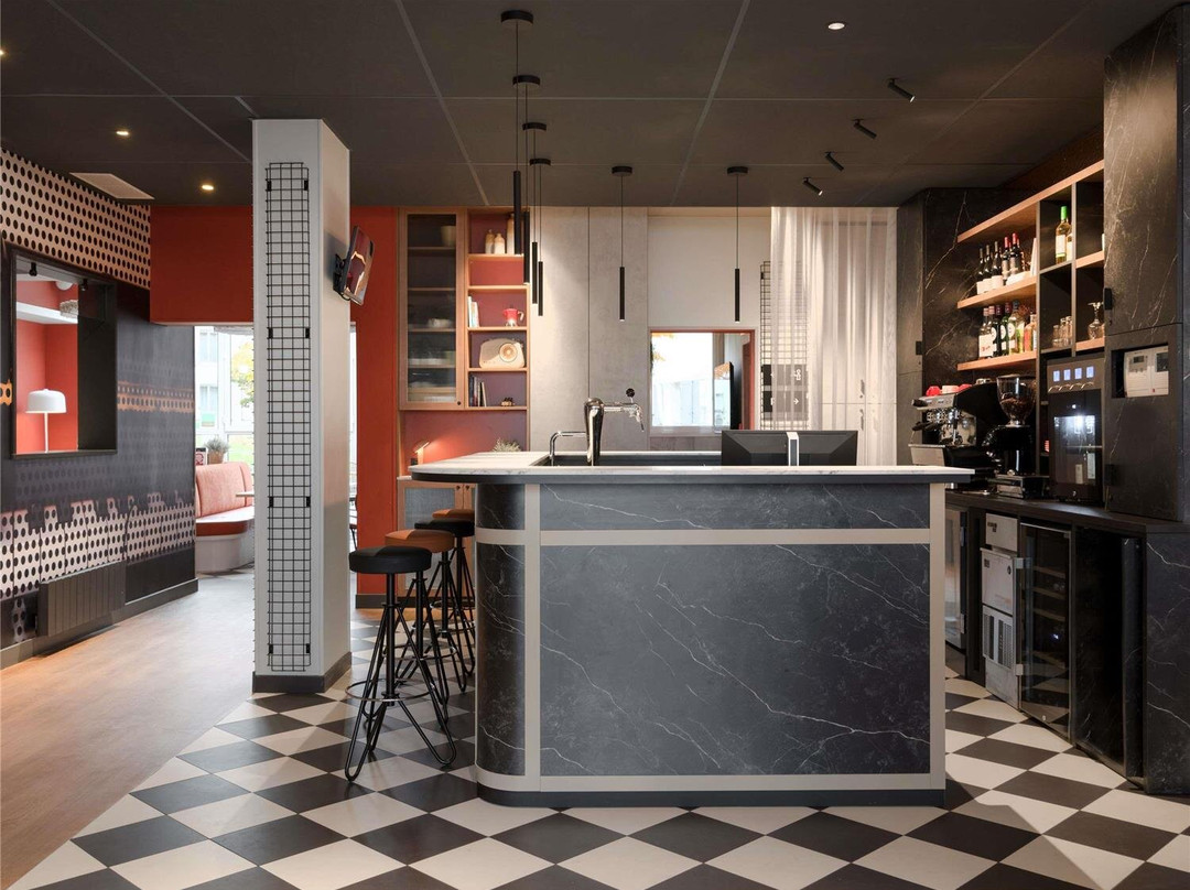 吕埃—玛尔梅松酒店住宿-马尔马逊巴黎吕埃宜必思酒店